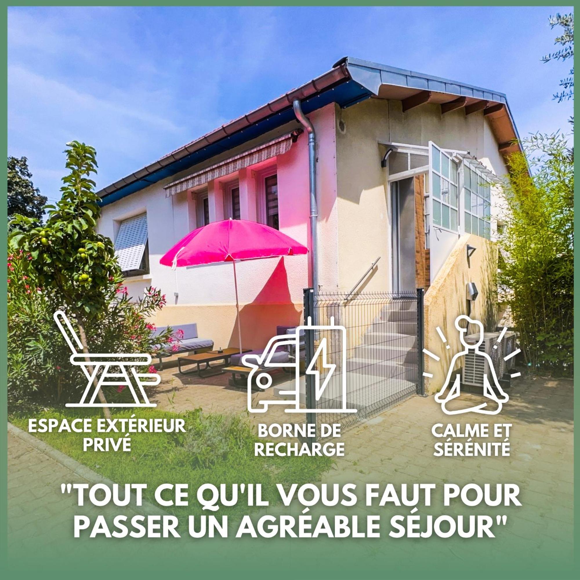 Serenity Suite Vénissieux Δωμάτιο φωτογραφία