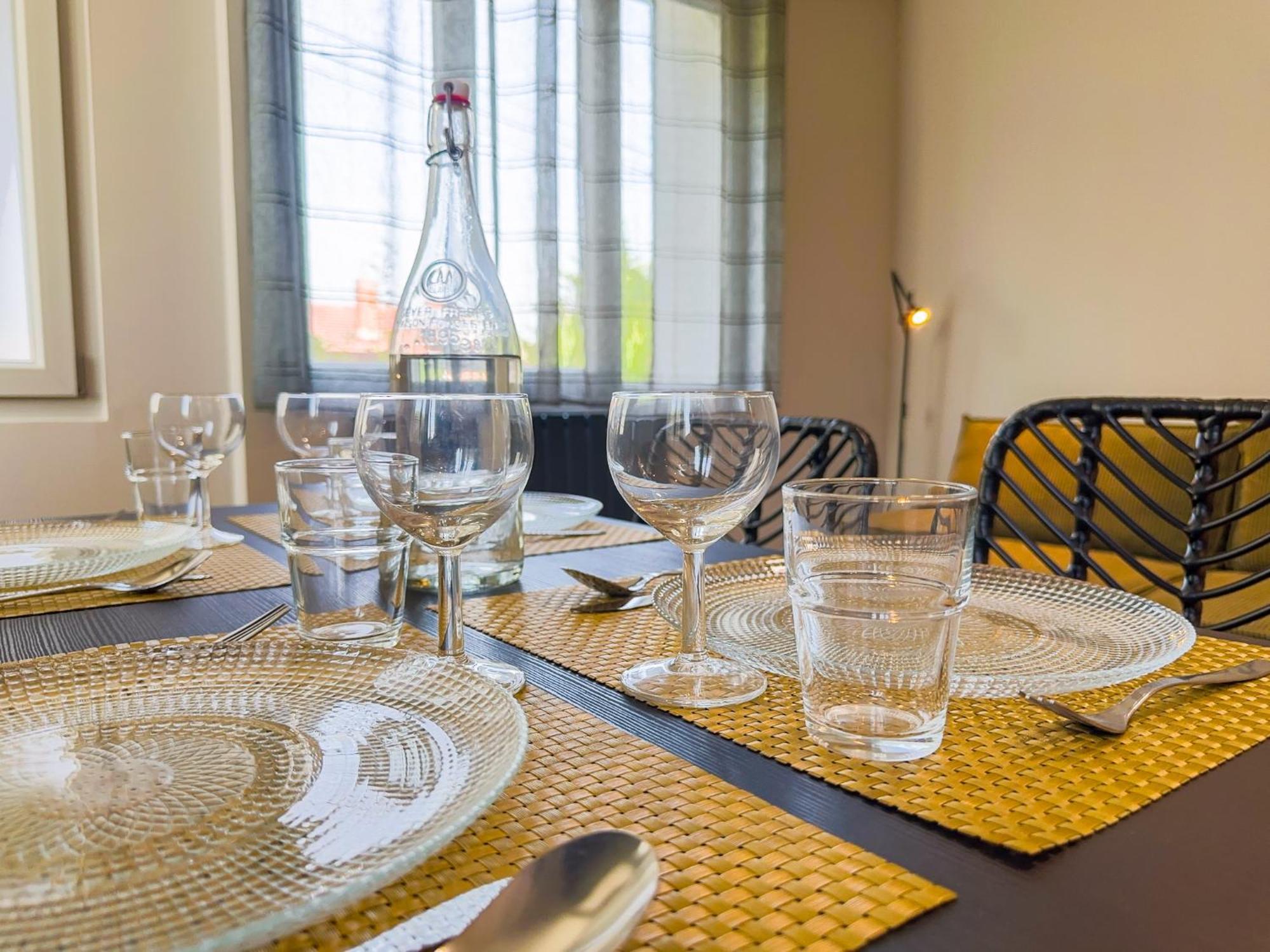Serenity Suite Vénissieux Εξωτερικό φωτογραφία
