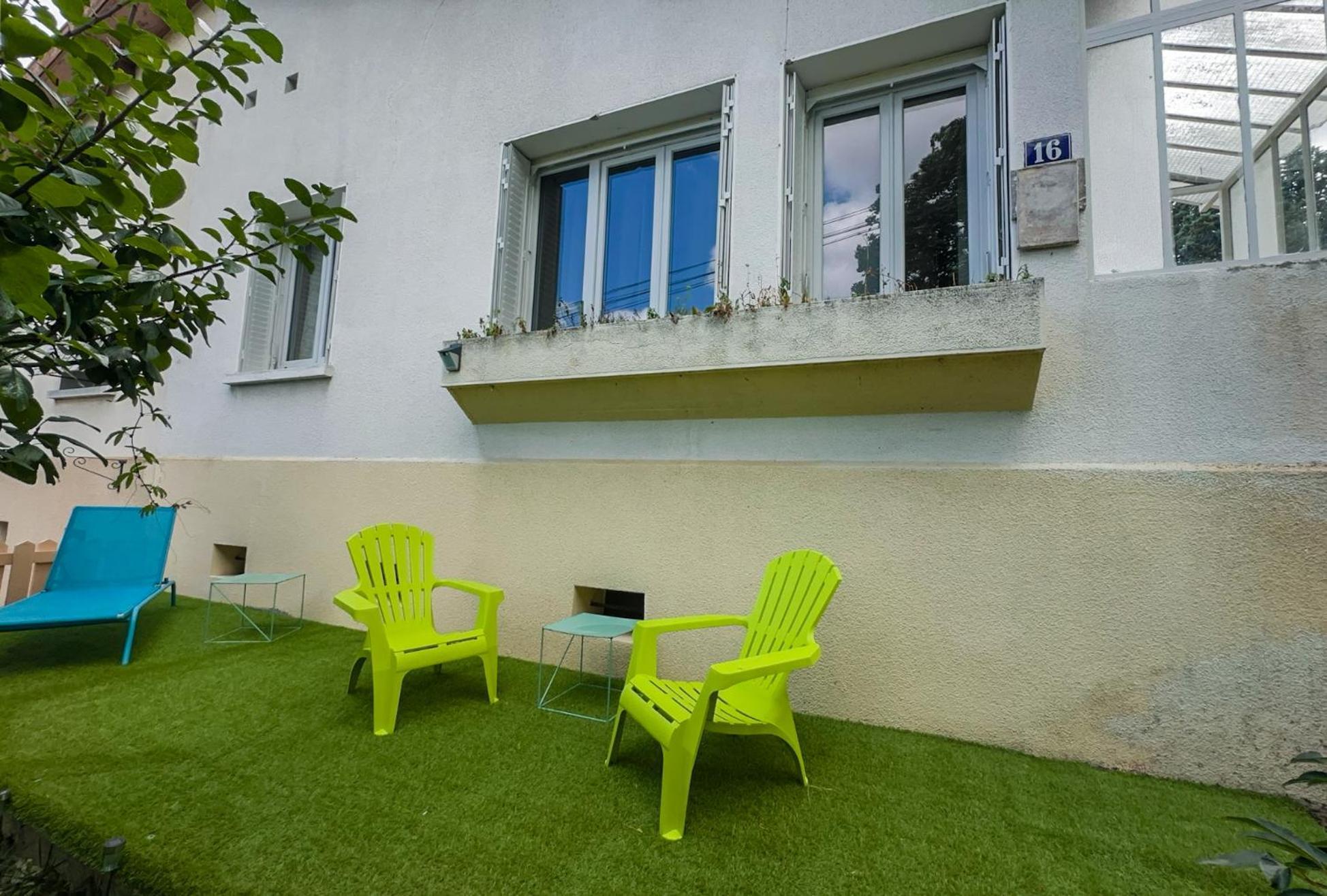 Serenity Suite Vénissieux Εξωτερικό φωτογραφία